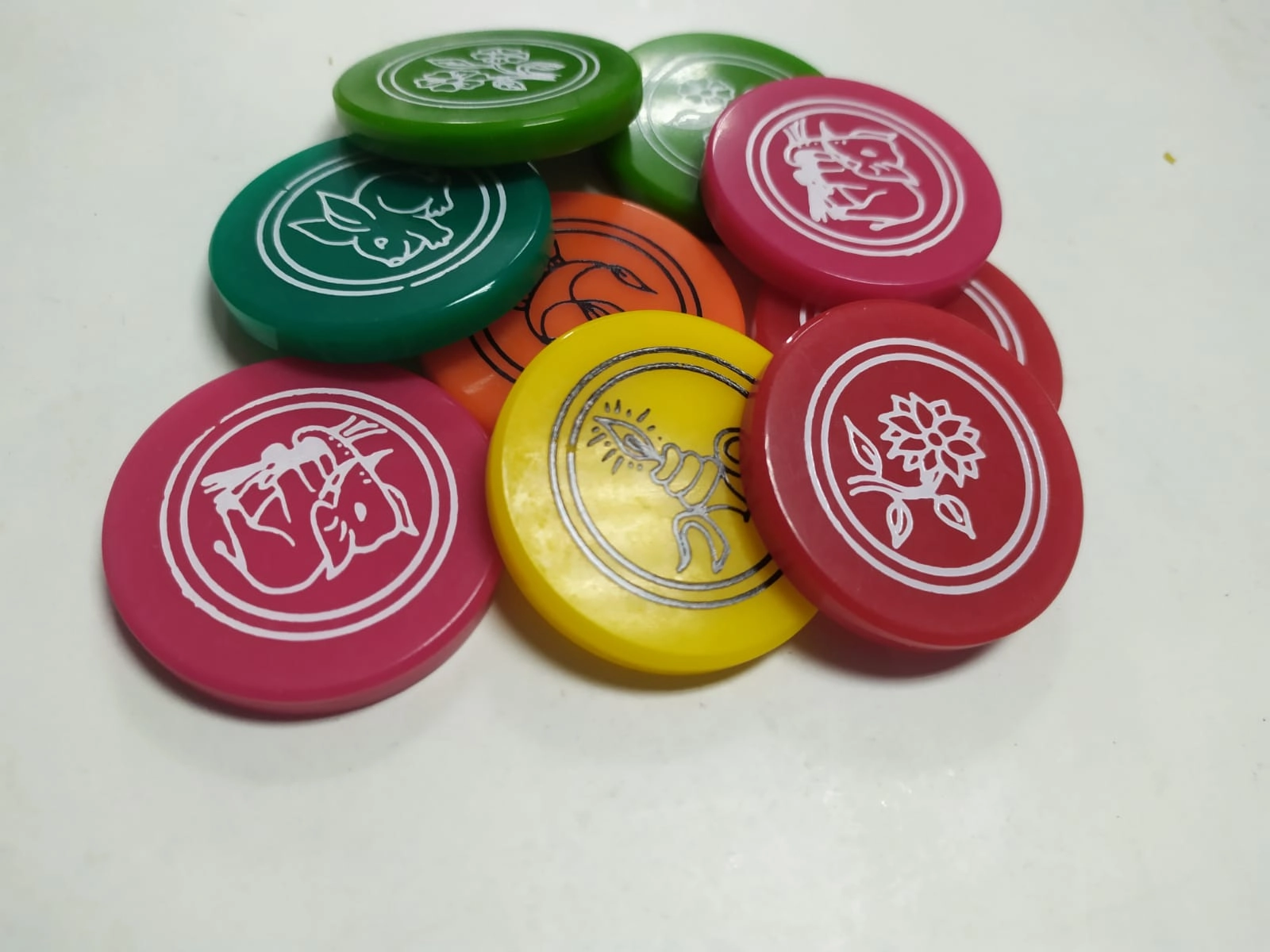 Carrom Striker Engraved Design by Hunter